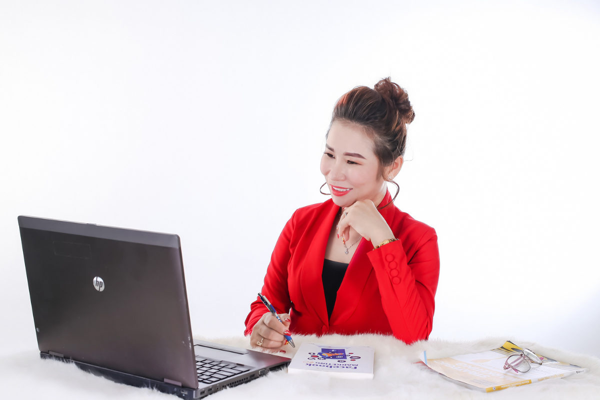 Học phun xăm online có hiệu quả không?